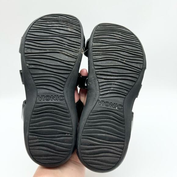 Vionic Misa Strappy Buckle Slide Sandals Black Patent Sz 6 Minimal Office Dressy - Picture 9 of 11